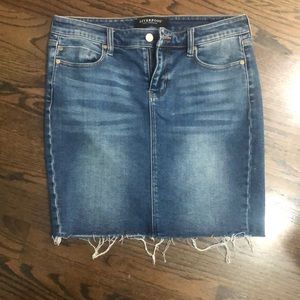 Raw hem denim skirt